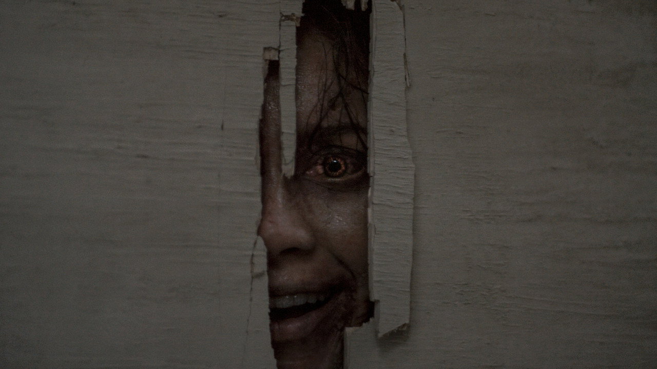 Evil Dead Burn movie backdrop